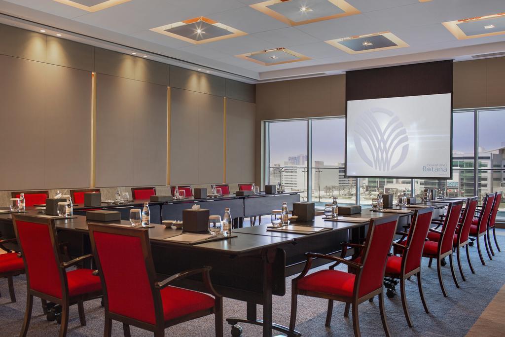 ดาวน์ทาวน์ โรตานา Hotel มานามา ภายนอก รูปภาพ Meeting room