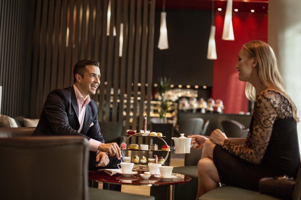 ดาวน์ทาวน์ โรตานา Hotel มานามา ภายนอก รูปภาพ High tea at the Fairmont, Munich