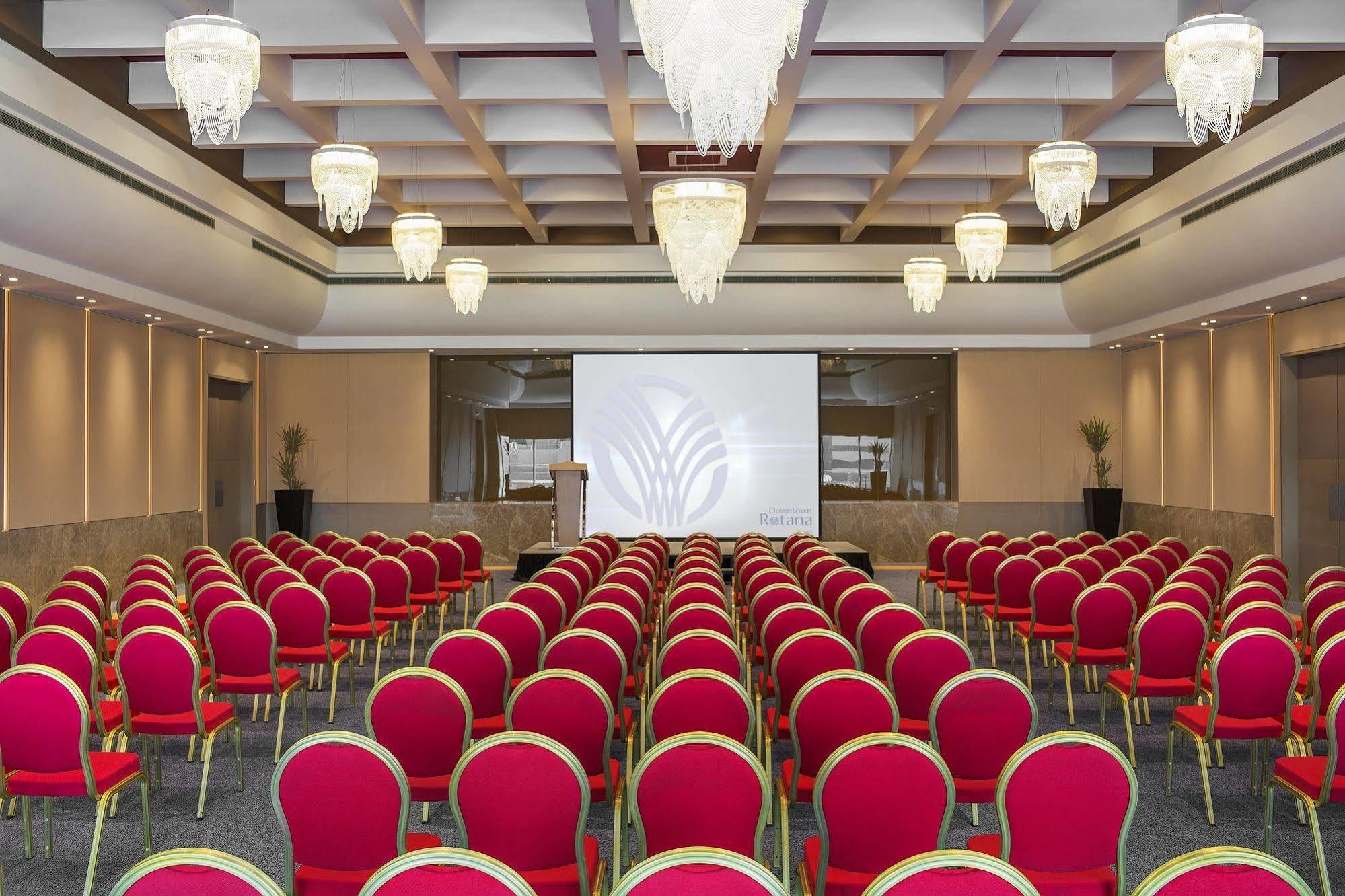 ดาวน์ทาวน์ โรตานา Hotel มานามา ภายนอก รูปภาพ The ballroom